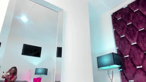 PaytonFerrara online show from December 15, 2025, 4:50 am