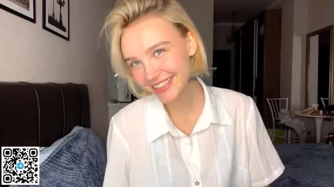 Snapshot of paztumminello chatting on October 25, 2025, 2:35 pm Lola online show from October 25, 2025, 2:35 pm