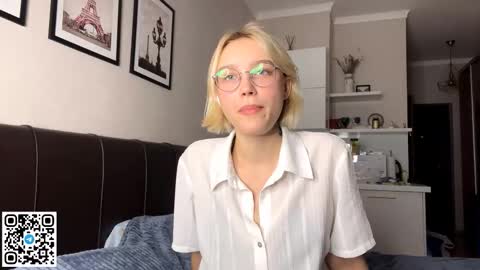 Snapshot of paztumminello chatting on October 26, 2025, 2:34 pm Lola online show from October 26, 2025, 2:34 pm