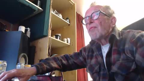 pc8474408 online show from April 12, 2026, 11:59 am