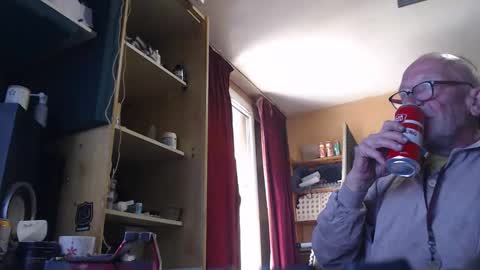 Snapshot of pc8474408 chatting on April 29, 2026, 2:10 pm pc8474408 online show from April 29, 2026, 2:10 pm