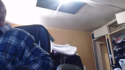 Snapshot of pc8474408 chatting on April 30, 2026, 12:11 pm pc8474408 online show from April 30, 2026, 12:11 pm