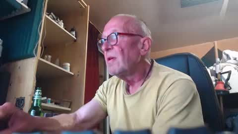 Snapshot of pc8474408 chatting on May 1, 2026, 8:02 pm pc8474408 online show from May 1, 2026, 8:02 pm