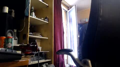 Snapshot of pc8474408 chatting on May 29, 2026, 6:17 pm pc8474408 online show from May 29, 2026, 6:17 pm