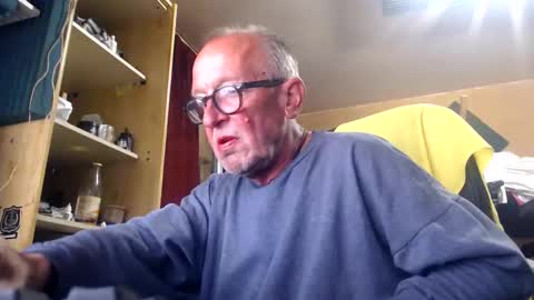 Snapshot of pc8474408 chatting on June 9, 2026, 1:01 pm pc8474408 online show from June 9, 2026, 1:01 pm