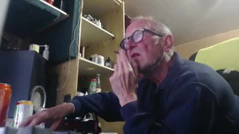 Snapshot of pc8474408 chatting on June 10, 2026, 9:52 am pc8474408 online show from June 10, 2026, 9:52 am