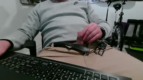 pcostyle online show from October 8, 2025, 8:28 pm