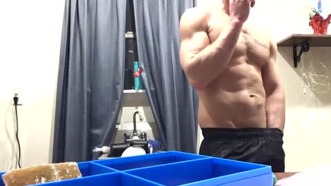 Snapshot of pduke81 chatting on February 1, 2025, 11:37 pm Hung sung Hero online show from February 1, 2025, 11:37 pm