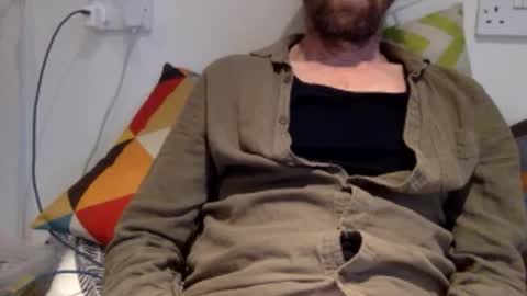 pea23 online show from March 5, 2026, 5:31 pm