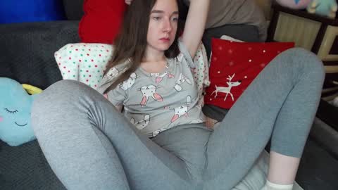 FOUNTAIN SQUIRT online show from January 1, 2025, 11:38 am