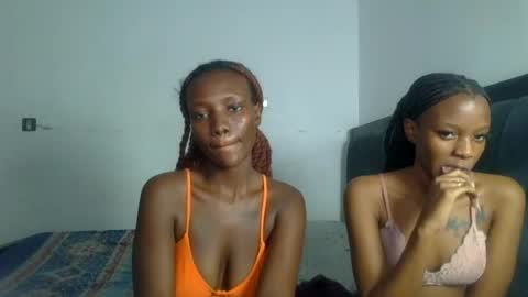 Snapshot of peach_ebonny chatting on June 23, 2026, 6:50 pm peach_ebonny online show from June 23, 2026, 6:50 pm