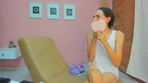 Snapshot of peach_tyron chatting on December 9, 2024, 12:19 pm peach tyron online show from December 9, 2024, 12:19 pm