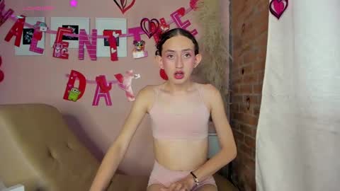 Snapshot of peach_tyron chatting on February 17, 2025, 7:42 pm peach tyron online show from February 17, 2025, 7:42 pm