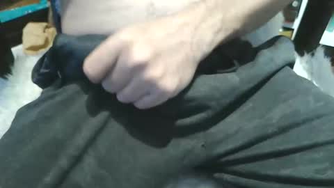 hard4u online show from April 24, 2026, 2:08 pm