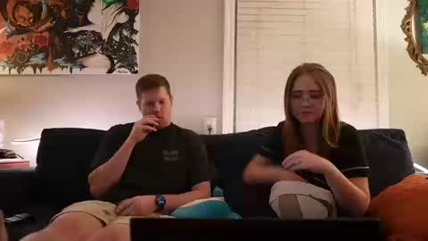 peachespunkins online show from October 11, 2025, 2:11 am