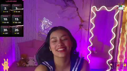 Snapshot of peachy_tay chatting on April 17, 2026, 11:02 am peachy_tay online show from April 17, 2026, 11:02 am