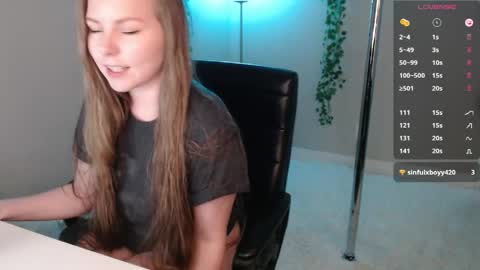 Piper Green online show from April 13, 2026, 9:37 am