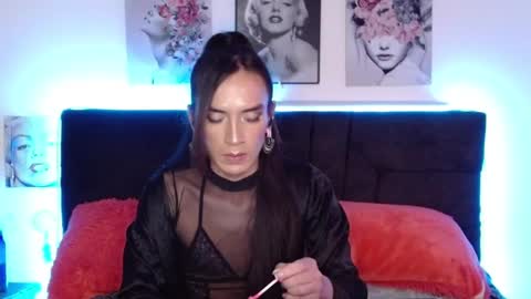 pearlatin online show from September 27, 2025, 9:53 pm