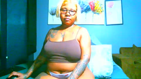 Pearl online show from January 25, 2025, 1:10 am