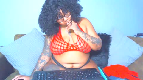 Pearl online show from February 2, 2025, 1:55 am