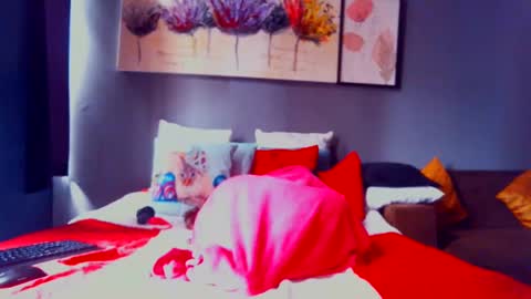 Pearl online show from February 18, 2025, 8:49 am