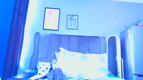 Snapshot of pearlblu38 chatting on February 28, 2026, 10:05 am Pearl online show from February 28, 2026, 10:05 am