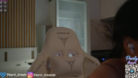 Leo online show from April 18, 2026, 12:09 pm