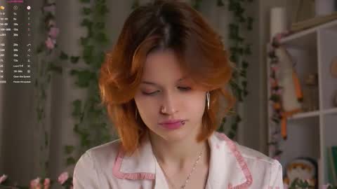 Lily online show from November 11, 2025, 12:32 am