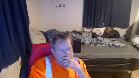 pecker40 online show from February 5, 2026, 2:27 am