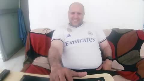 Snapshot of pedrofalfan chatting on October 5, 2025, 3:43 pm Pedro online show from October 5, 2025, 3:43 pm