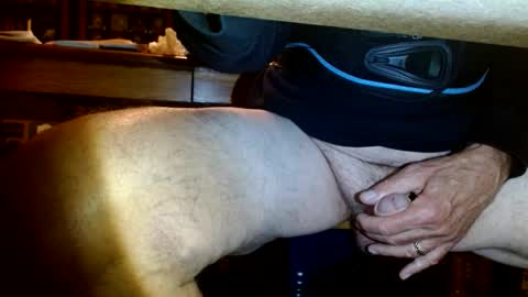 peecocktail online show from November 9, 2025, 6:23 am