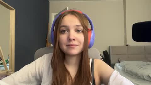 Luna Vale online show from June 24, 2026, 3:11 pm