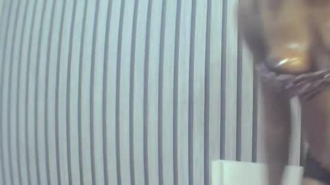 Snapshot of peetyface chatting on October 25, 2025, 8:36 pm Lizzy online show from October 25, 2025, 8:36 pm