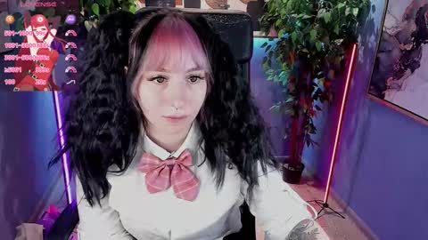 peggymcdean online show from November 3, 2025, 7:09 am