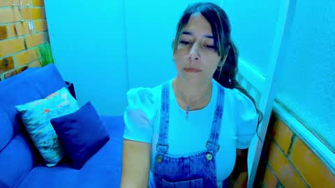 Snapshot of penelope47 chatting on January 20, 2025, 7:04 pm Penelope online show from January 20, 2025, 7:04 pm
