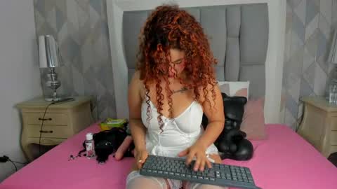  Penelope  online show from May 21, 2026, 3:46 am
