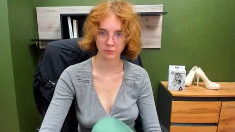 Penny online show from September 12, 2025, 6:24 am