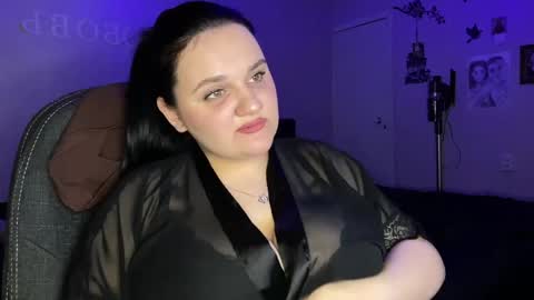 penny_perry online show from April 9, 2026, 6:57 pm