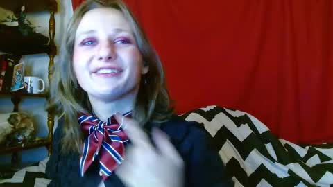 Snapshot of penny_understyx chatting on January 2, 2025, 7:44 am Loki online show from January 2, 2025, 7:44 am