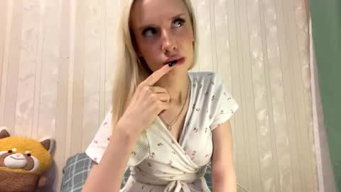 Snapshot of pennyczubakowski chatting on October 13, 2025, 4:29 pm Margot online show from October 13, 2025, 4:29 pm