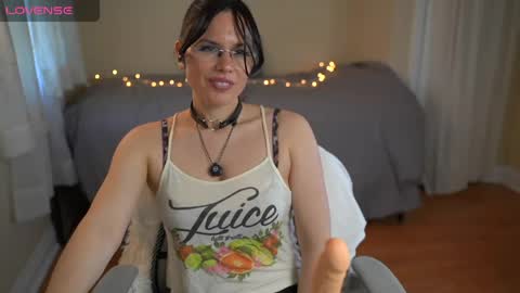 Snapshot of pepina_hot chatting on April 30, 2026, 8:57 pm pepina_hot online show from April 30, 2026, 8:57 pm