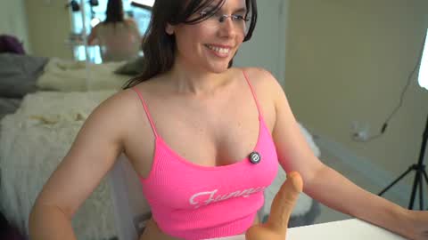 Snapshot of pepina_hot chatting on July 2, 2026, 9:32 pm pepina_hot online show from July 2, 2026, 9:32 pm