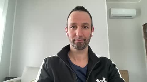 peppinslosqualo online show from February 16, 2025, 10:21 am