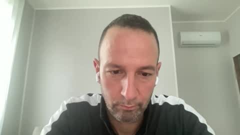 peppinslosqualo online show from November 2, 2025, 11:34 am