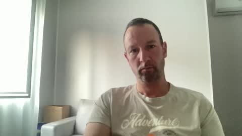 peppinslosqualo online show from May 25, 2026, 4:29 am