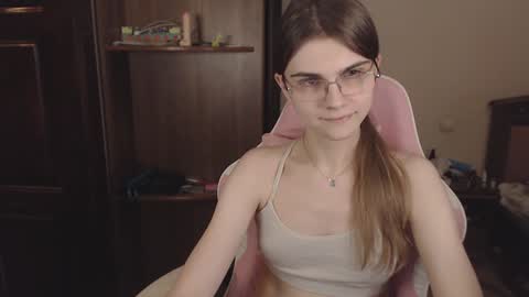 Farida online show from December 18, 2024, 2:21 am