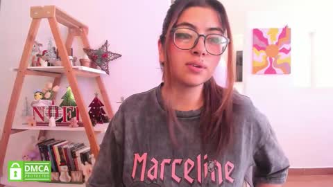 Sarah Ana Banana online show from December 4, 2025, 8:06 pm