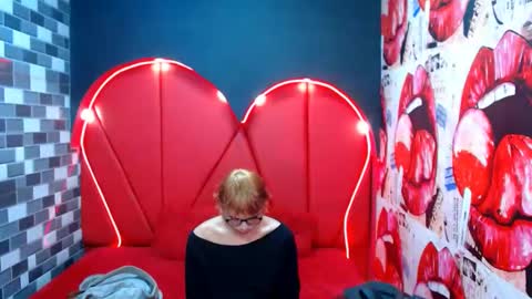 perfectlump online show from January 7, 2025, 1:03 pm