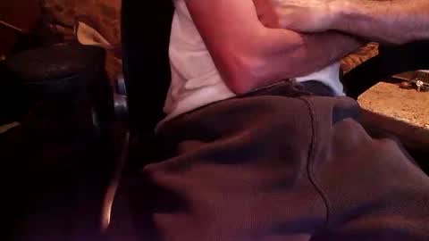 perfecto337 online show from December 1, 2025, 2:27 am