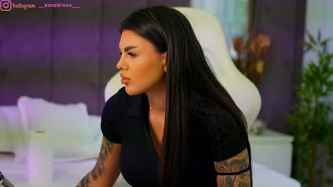 Dee online show from October 5, 2025, 1:31 pm